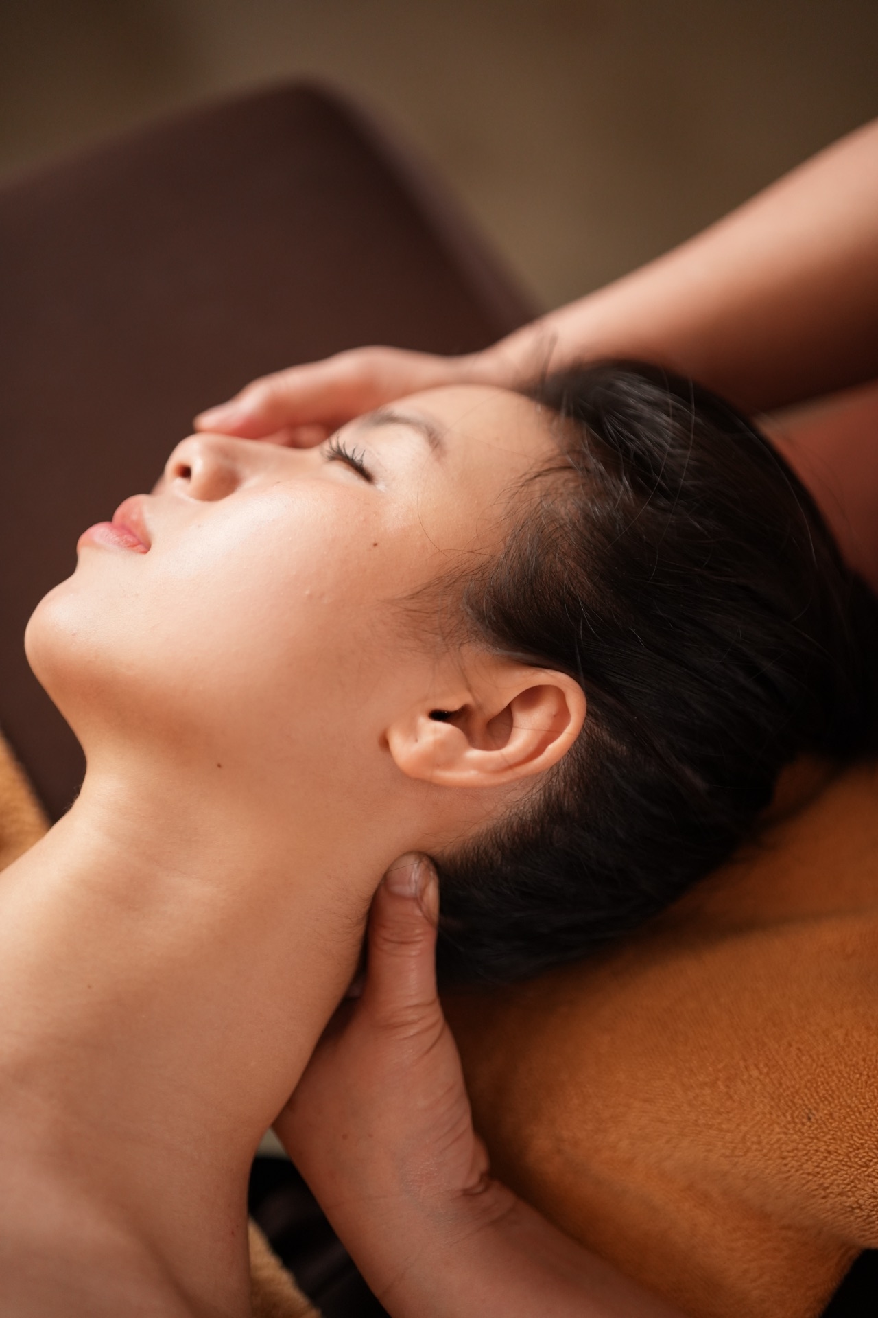 Lấy ráy tai cơ bản